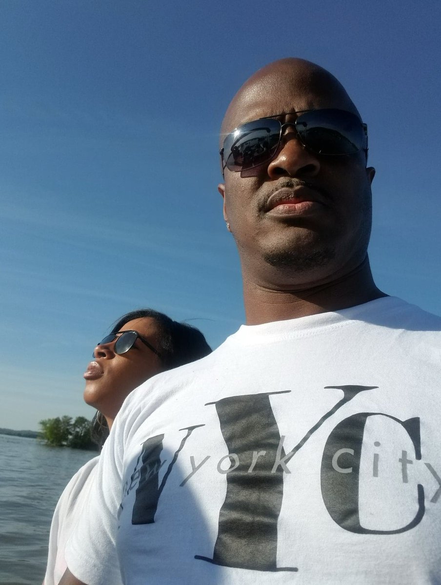 Fully vaccinated and ready to play this summer! 

Our booking calendar is now open for appointments ✈️🏖️

We can't wait to meet you! 😘

#escortcouple #dateAtlanta #elitecompanion #FMTY #RT4RT #datemason