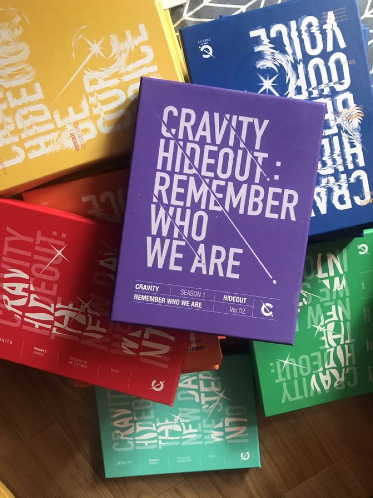 3AAA3aaa3B's tweet photo. 크래비티 개봉 앨범 양도 해요 
Sell Cravity open album

장당 0.2 
구성 box+stick+cd+pb
season1: purple 1
season2:green 2 red1 blue 1
season3:yellow6 blue6 orange5 
택배비 0.5-1.0
전부 4.0

#크래비티 #Cravity https://t.co/yarvRtiwXe