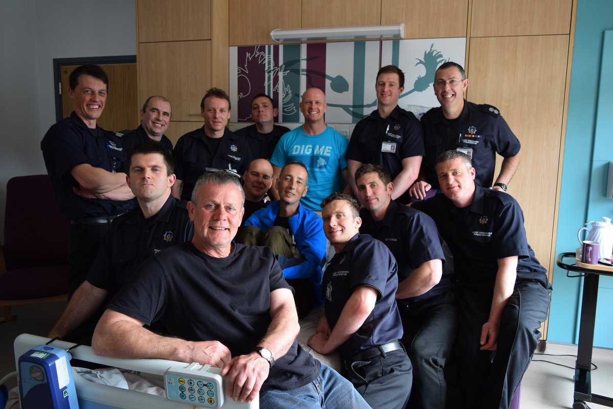 Damian Cameron MInSTR 🚒 (@damo3633) on Twitter photo Another year goes by, remembering our good friend & colleague Mat who passed away 6yrs ago today. Love this photo, it was the last time we had the pleasure of his company in <a href="/TheKirkwood_UK/">The Kirkwood</a> Another year goes by, remembering our good friend & colleague Mat who passed away 6yrs ago today. Love this photo, it was the last time we had the pleasure of his company in <a href="/TheKirkwood_UK/">The Kirkwood</a>