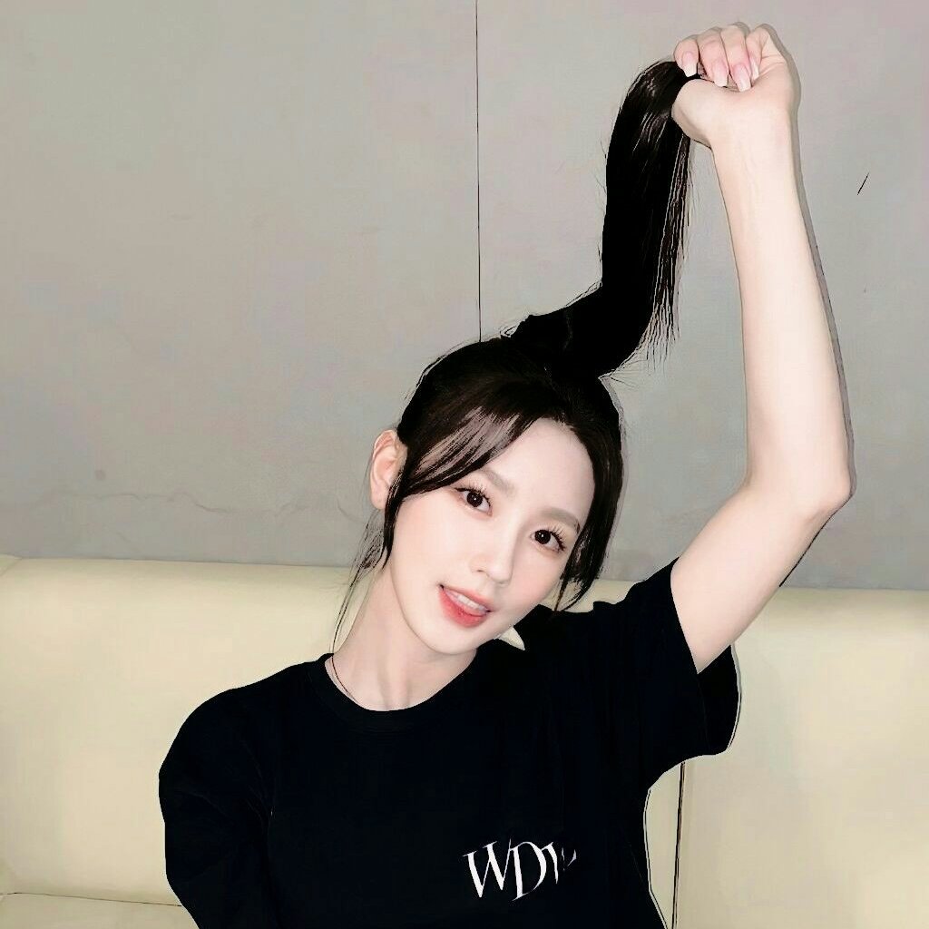 hi, nael here ! 
gue newbie rp twt, jadi gue blm terlalu paham ada yg mau ajarin? 

mutualan? rt/like
fmbst? let's dm ! 

#roleplayer #roleplayerindonesia #roleplayaccount