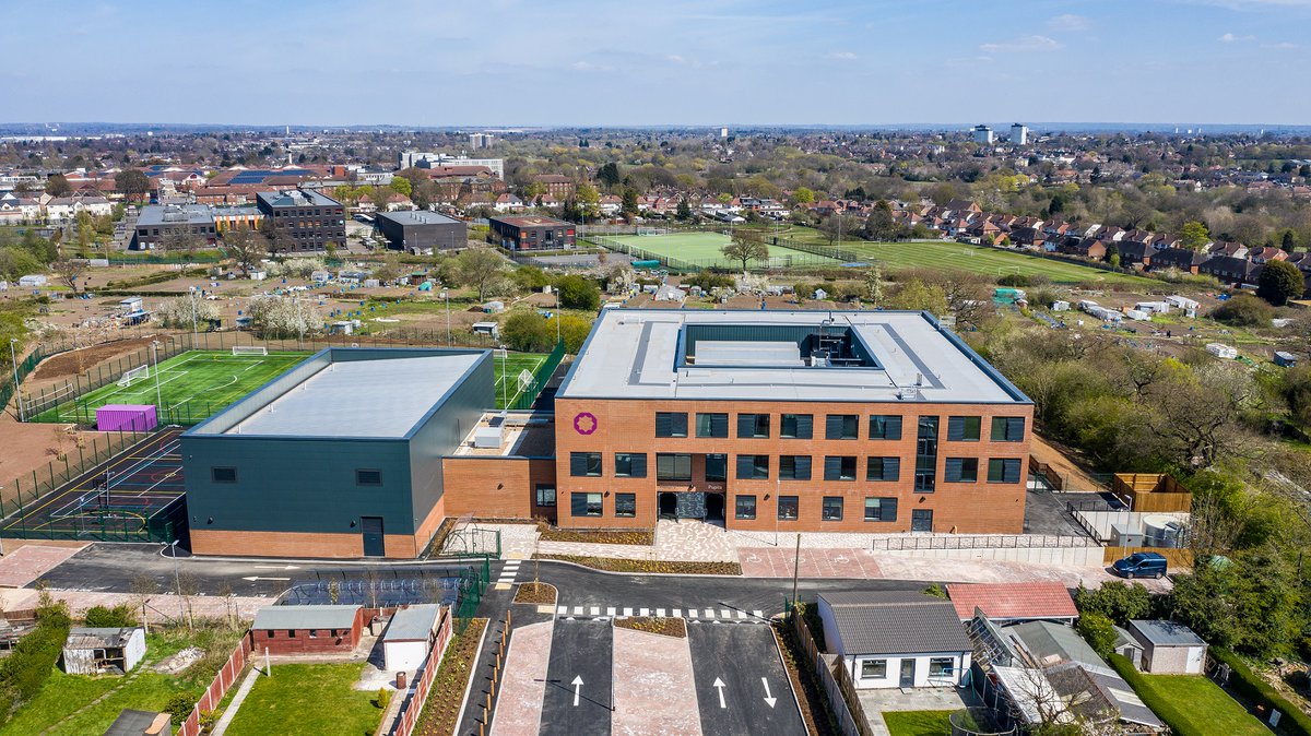 morgansindallc's tweet image. We&apos;re proud to have completed work on the new £18 million Eden Girls’ Leadership Academy for @BhamCityCouncil, which will be operated by @StarAcademies. We worked with @CWMframework and a local supply chain to deliver this modern secondary school.
okt.to/ELStuz