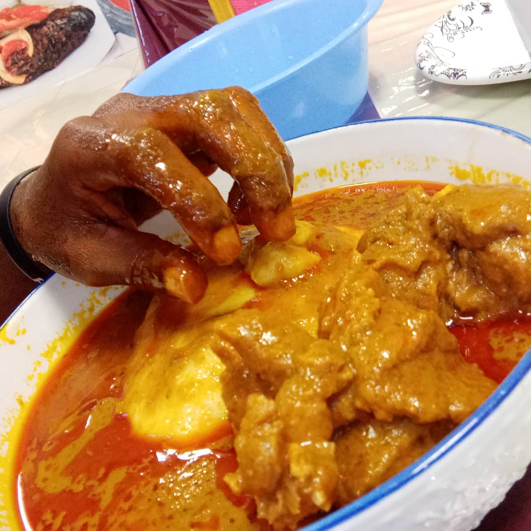 AugustusImpactM's tweet photo. Eating my favorite food at TRUST LOCAL inside TAKORADI MALL...
#suga957 #dj #personalblogger #lifestyle https://t.co/bFtJXzZ6YC