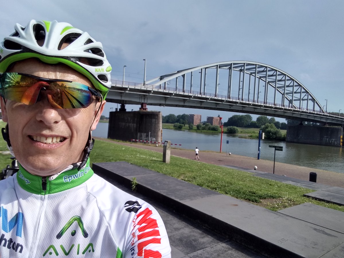 Staying #active is a great way to keep #depression and #anxiety low. No need to be a fitness fanatic but it’s a good way to boost your wellness!😊💚

#Throwback to the last @GMfundraising bike ride. Perfect way to keep fit and have fun!

#MentalHealthAwarenessWeek