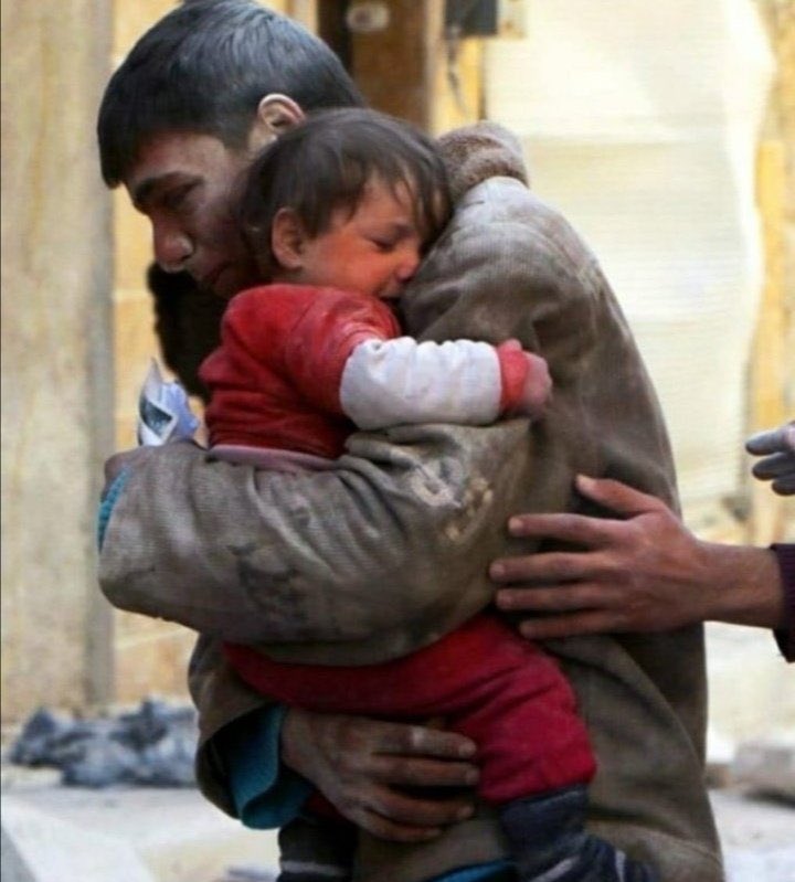 NigarHasanova20's tweet photo. İnsanam deyən insan bir uşağın ölümünə necə sevinə bilər axı?

Zülmə səssiz qalan dilsiz şeytandır!
Hz. Məhəmməd ( s.ə.s )

#AksadaBaskınVar 
#FreePalestin
#falasteen 
# https://t.co/gb2gnHvO7W