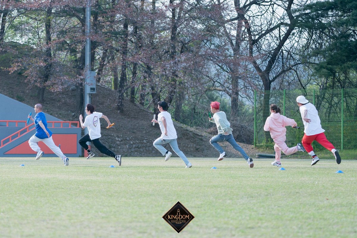 StrayKidsGlobal's tweet photo. [PICS] 14/16

@Stray_Kids' Kingdom Ep. 6 Behind Photos

#StrayKids #스트레이키즈 #スキズ #STAY https://t.co/PaqggTwfQf