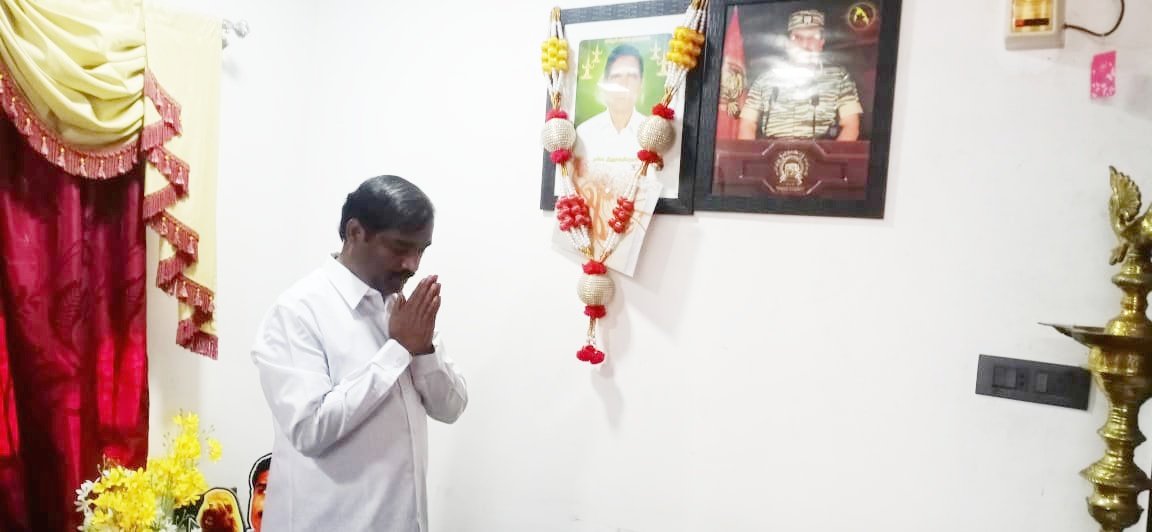VelmuruganTVK's tweet photo. என்றும் என் நினைவில் வாழும் எனது தந்தையின் ஆசியுடன் இன்று பண்ருட்டி தொகுதியின் சட்டமன்ற உறுப்பினராக பொறுப்பேற்கிறேன். https://t.co/9DJhCd89WK