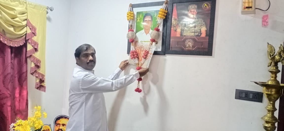 VelmuruganTVK's tweet photo. என்றும் என் நினைவில் வாழும் எனது தந்தையின் ஆசியுடன் இன்று பண்ருட்டி தொகுதியின் சட்டமன்ற உறுப்பினராக பொறுப்பேற்கிறேன். https://t.co/9DJhCd89WK