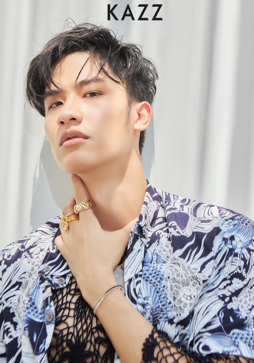 Kazzmagazine's tweet photo. #Kazzx91จึ้งมาก Fashion #KazzMagazine
@Tawan_V @off_tumcial @arm_wc https://t.co/q77Y1TMcES