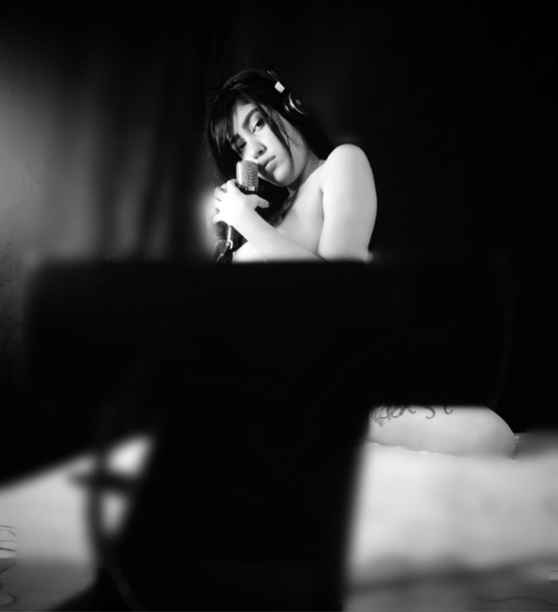 BeaDolls22's tweet photo. #onlyfans #buycontent #content #followme #onlinenow #lingerie #horny #subscribe #freeonlyfans #freeOF #unlock #unlockcontent #tipforcontent #sexy
Siganme en mi onlyfans guys ๐ฅ๐๐๐ https://t.co/mRQusppQzi