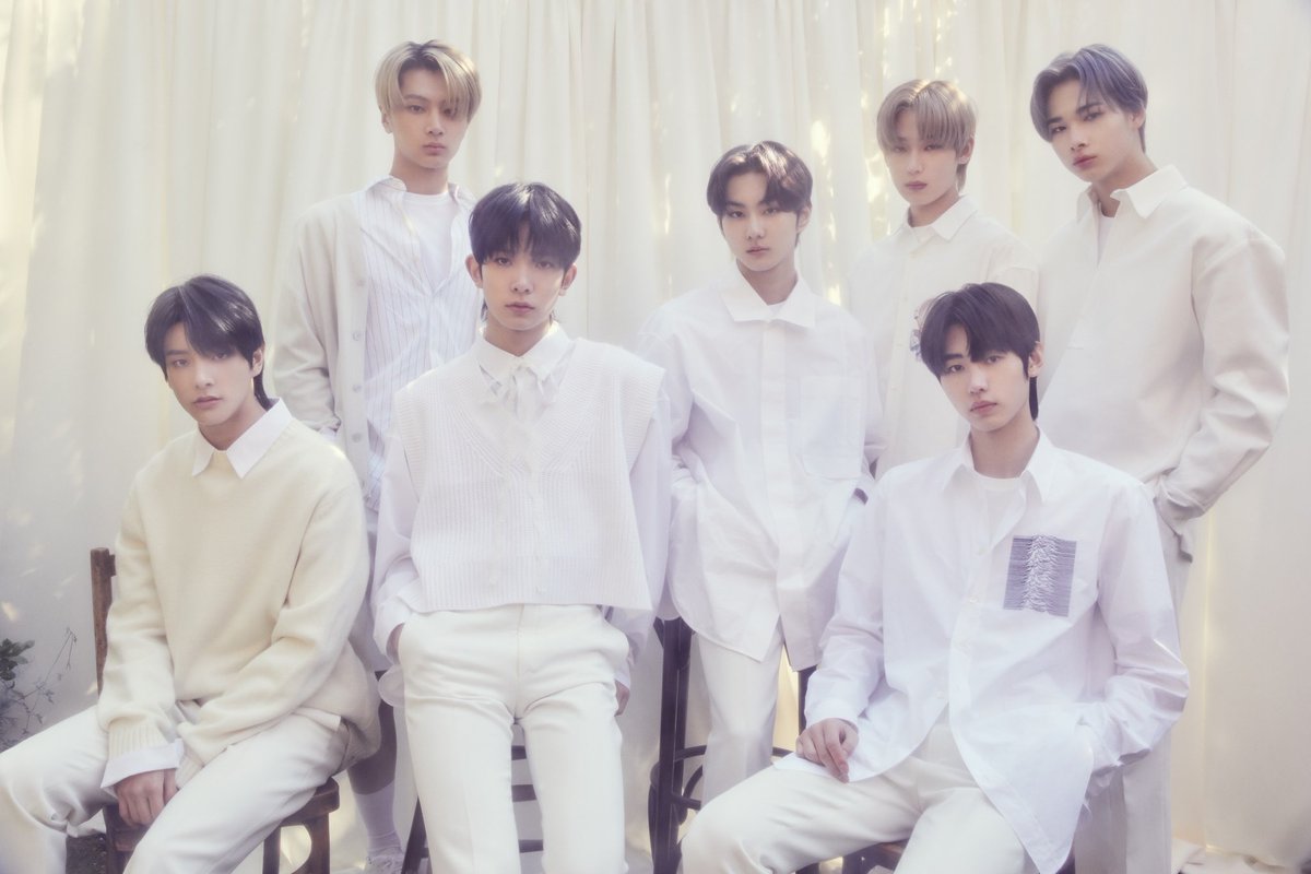 yiyi ☆ tweet media