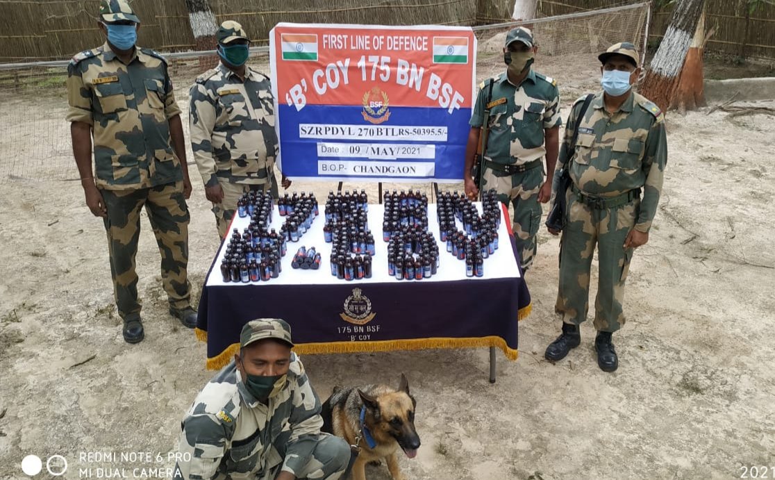 jaijawa76453869's tweet photo. Constant Vigil & effective #BorderGuarding along #India #Bangladesh #InternationalBorder by troops of @BSFNBFTR has yet again foiled the nefarious designs of smugglers by seizing a large quantity of Phensedyl, cannabis and cattle on 9th May from different border areas.
#JaiHind https://t.co/5TALMoBCUV
