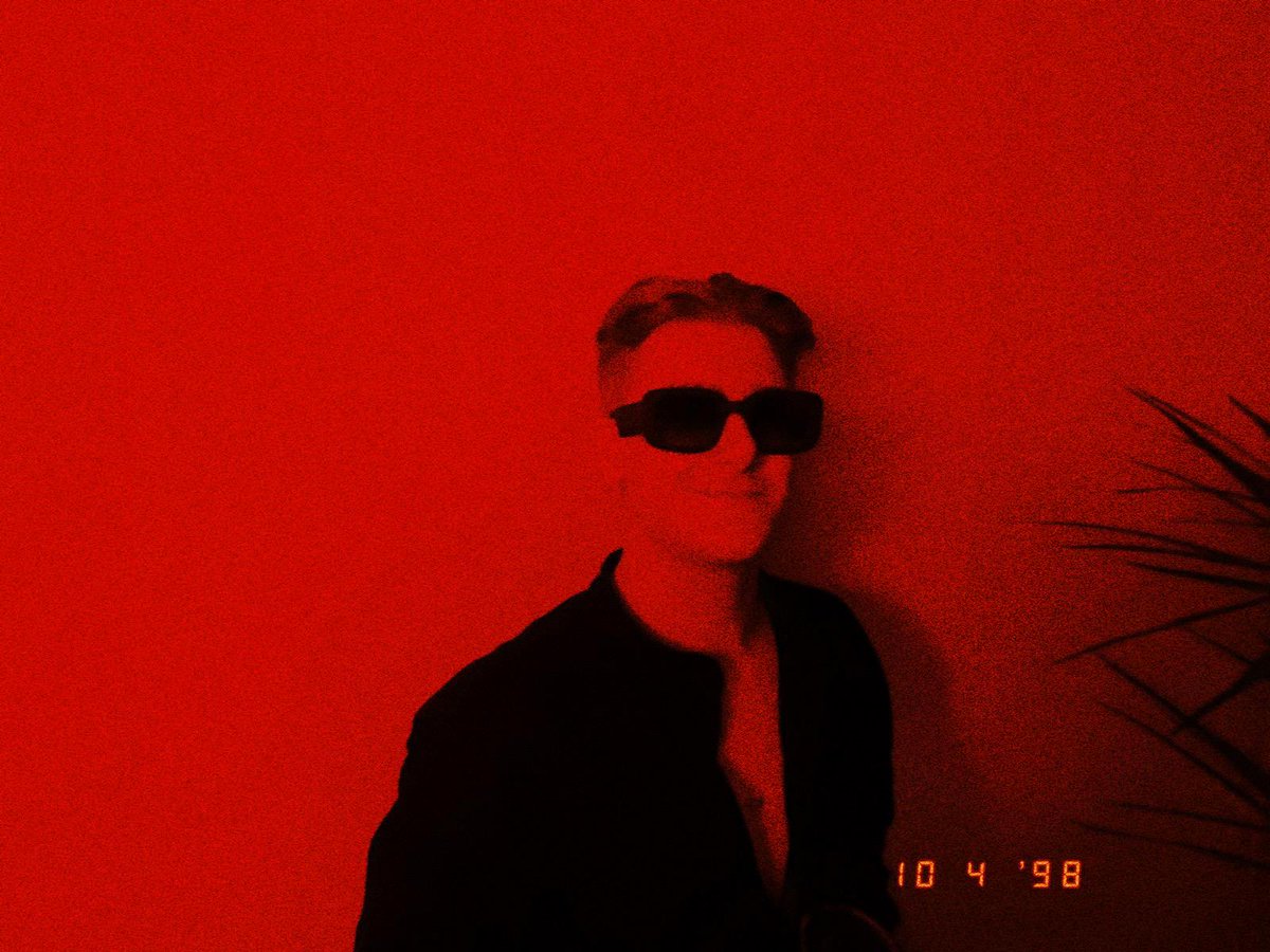 INTEROP_FI's tweet image. Donny.

Founder &amp;amp; Graphic/Motion designer of Ninetyseven Agency, based in Amsterdam

Joins our team as a curator &amp;amp; will take the lead in the visual part for creating Interop V2.