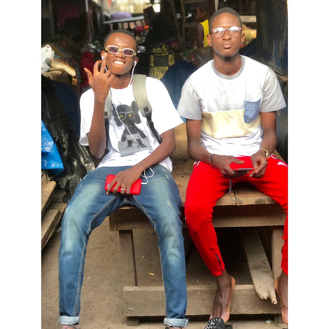 DiawaraYacouba8's tweet photo. Never say never
#Allah_is_one
#Maman_sago
#Skinny_boy https://t.co/3JDAUrzSTR