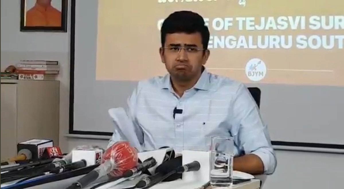 sayantansunnyg's tweet photo. Beta, show uncle what do you do when they ask you something out of syllabus? https://t.co/S8nW8AOkHz