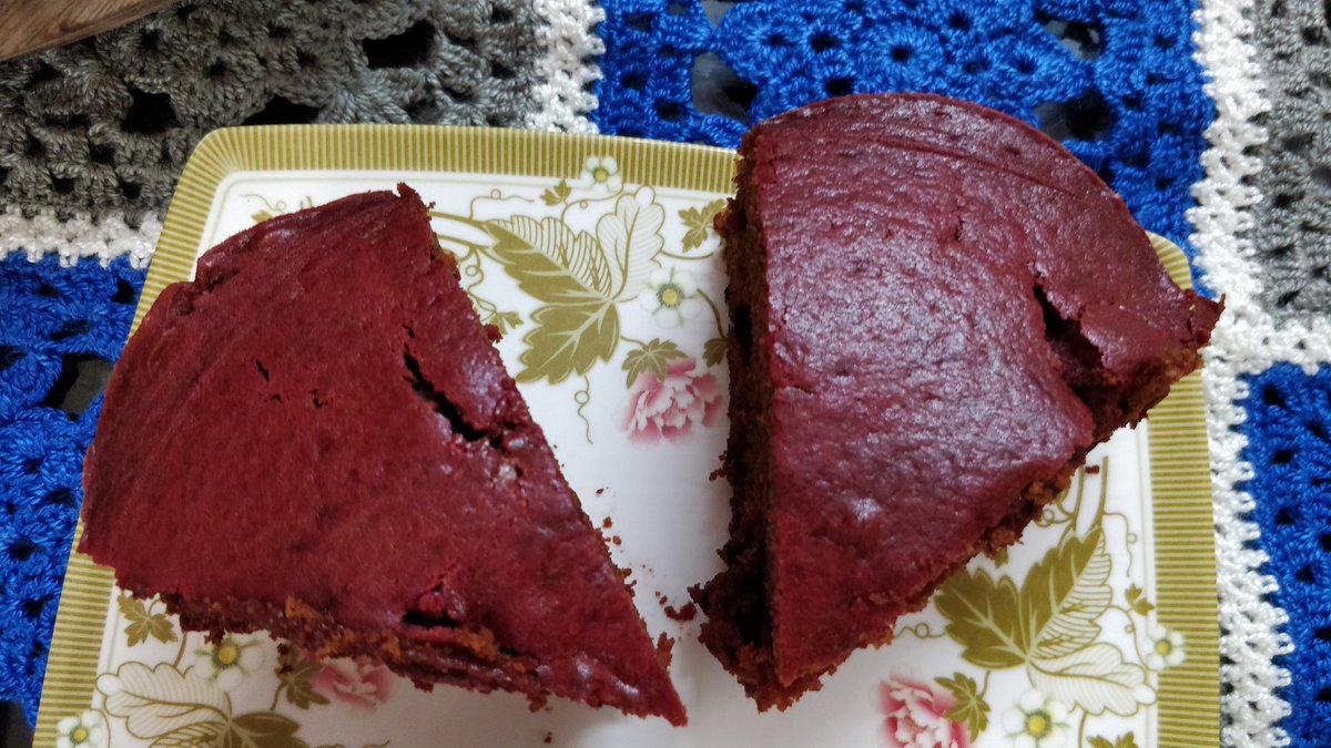 felinemusings's tweet photo. After the apar safalta of the coffee cake, I did what any Indian mom would do - sneaked in beetroot flour into the freshly baked batch today. Now have to motivate the son to try it!!!

#homebaking #beetrootcoffeecake #cake #bakingexperiment https://t.co/87m2fNPJTz