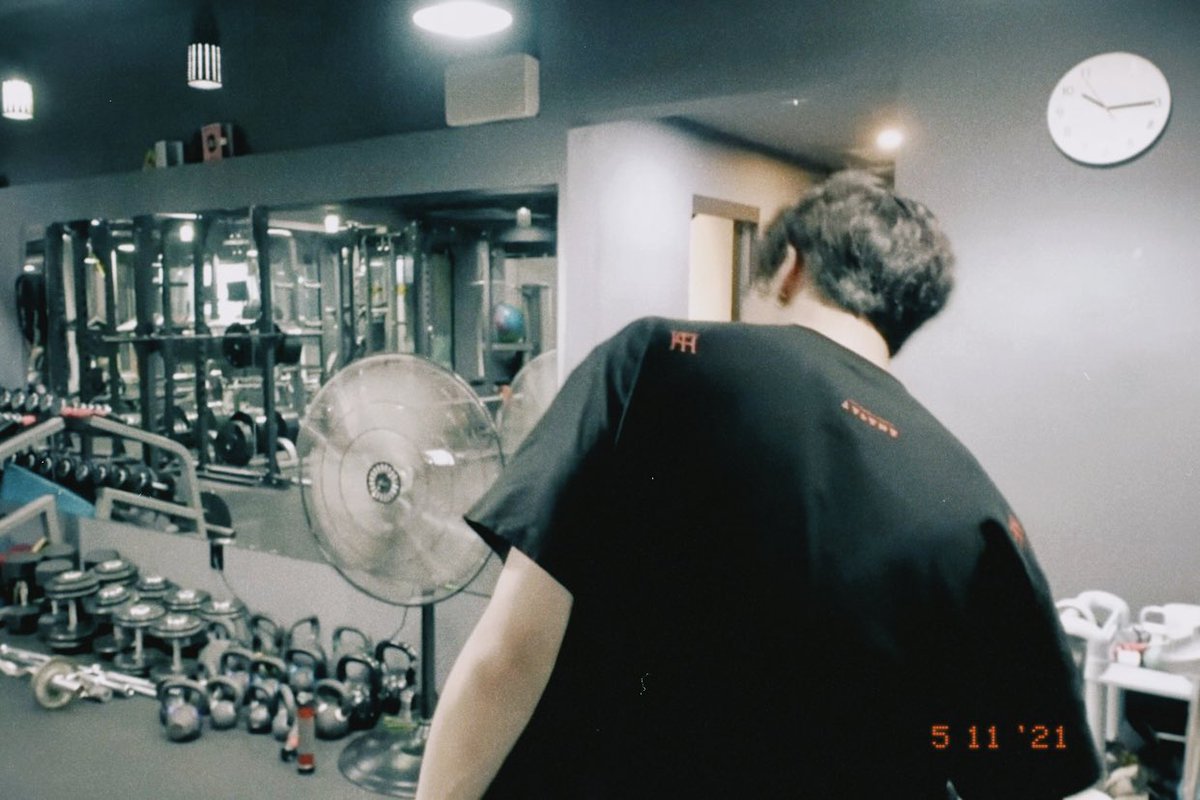 เธอคะ..ไปหาไรกินกันเถอะพี่ไม่อยากออกกำลังแล้ว