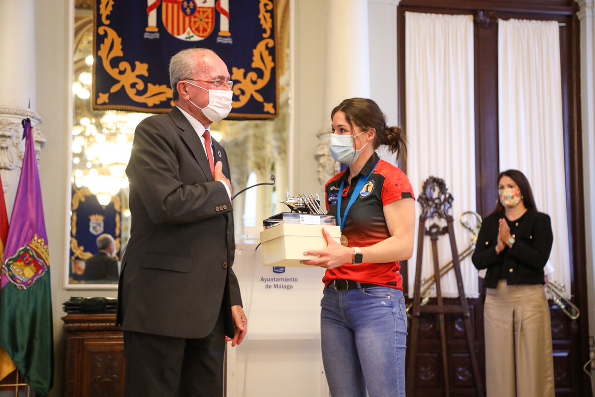 Área de Deporte tweet media