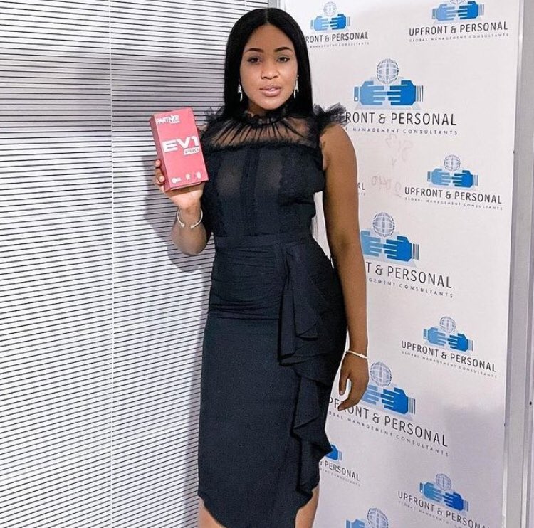 daintysyd's tweet image. Erica Nlewedim the baddest in the game of marketing.🥳

#PartnerMobileAtFive
#PartnerWithErica
ERICA AND PARTNER MOBILE
PARTNER MOBILE PRICE SLASH