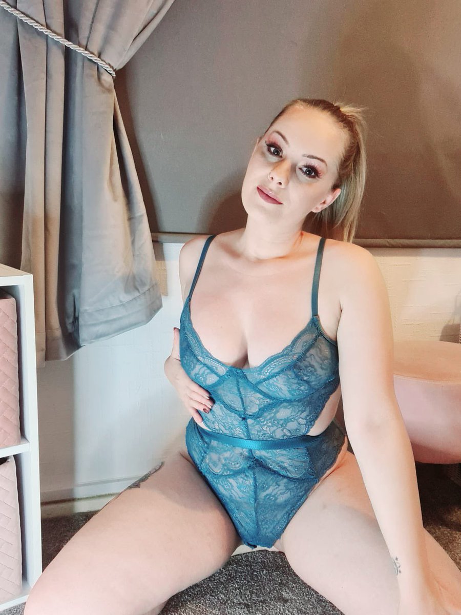 Rt if you want me to take it off 😉