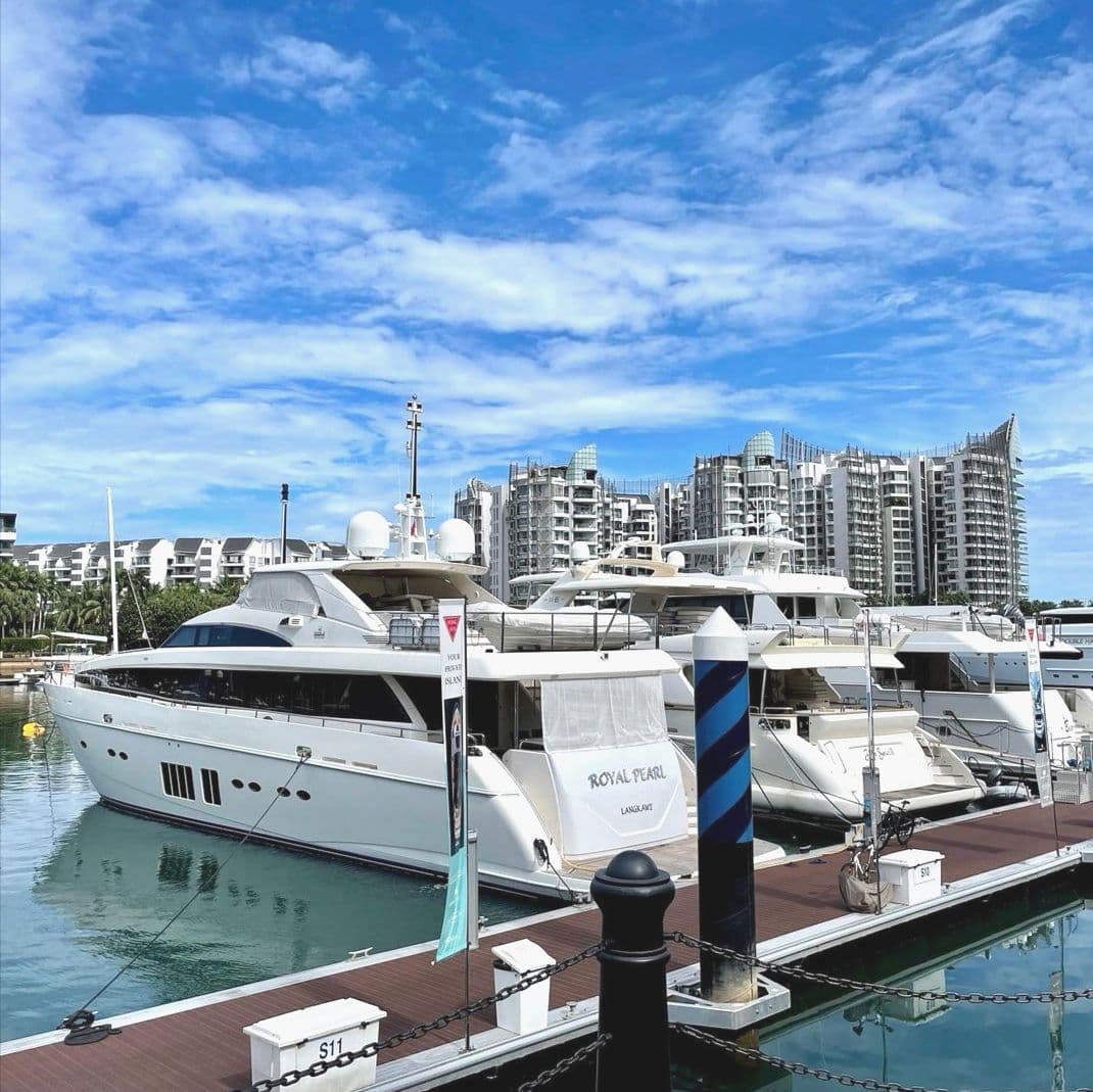 Our marina reconfiguration is completed!🎉

What's new? 
⚓️All superyacht berths are now located in front of the clubhouse.
⚓️Increased the number of berths for 80-feet yachts from 15 to 33
⚓️Now accommodates superyachts of up to 220-feet.