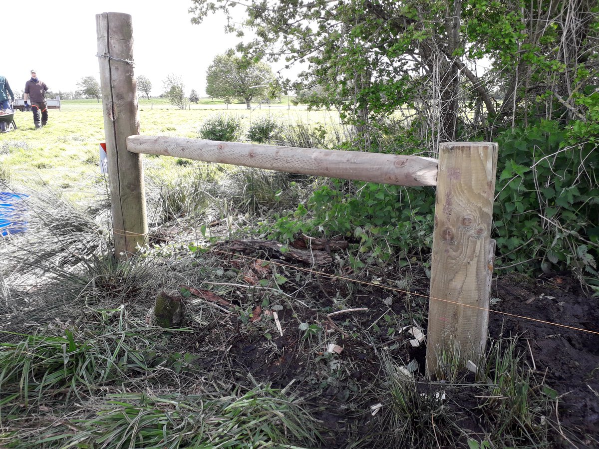 BtcCountryside's tweet photo. On-site with our Countryside Worker Level 2 apprentices learning some fencing techniques
https://t.co/cAyfb88AXJ
@nationaltrust
#WorkingTogether
#BusinesswithBTC
#CountrysideTraining
#BTCApprenticeships
#BTCCountryside https://t.co/rI8jJnhe7S