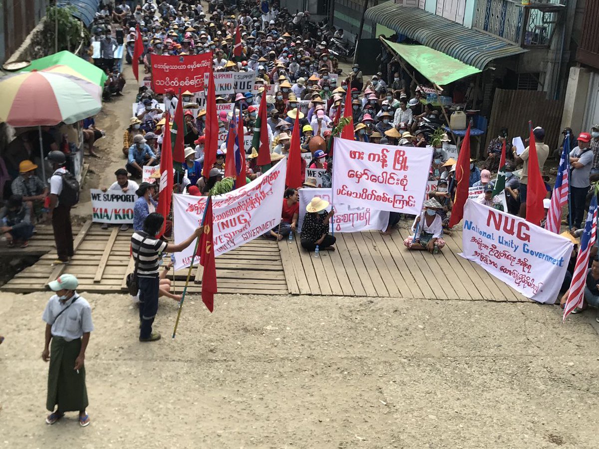 The74Media2019's tweet photo. ဖားကန့်မြို့မှ စစ်အာဏာရှင်စနစ် ဆန့်ကျင်ရေး မှော်ပေါင်းစုံ ပင်မသပိတ်စစ်ကြောင်း - မေ ၁၁ ရက်၊ ၂၀၂၁ ခုနှစ်

ဓာတ်ပုံ S-K #WhatsHappeningInMyanmar https://t.co/blwQRiAZ6a