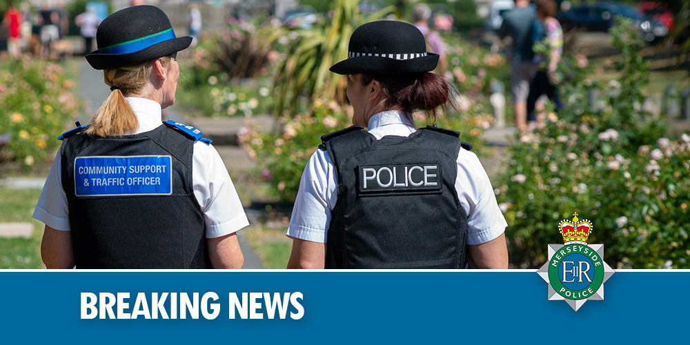 MerPolStHelens's tweet image. CHARGED | Detectives investigating the robbery of a 16-y-o boy in #ThattoHeath Park last year have charged two teenagers in connection with the offence. Zaine Hylton, 18, from #Bolton and a 16-y-o boy from #Manchester appear in court next week. More 👉
crowd.in/ycf2bH