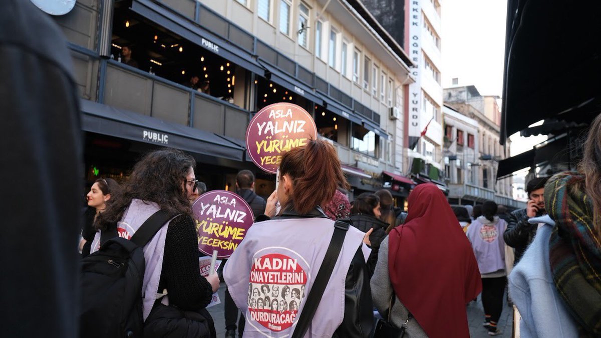 Haklarımızdan ve Hayatlarımızdan Vazgeçmiyoruz! #istanbulSözleşmesi10yaşında 
@esik_platform @fidanataselim @unikadinmeclisi @kadinmeclisleri @KadinCinayeti