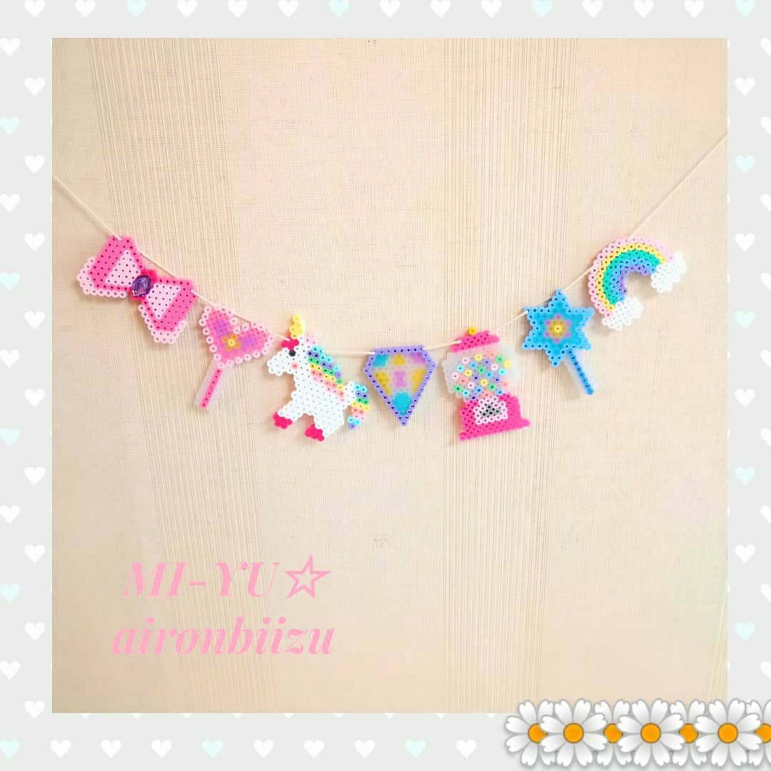 Twitter 上的 Mi Yu のアイロンビーズ ゆめかわいいガーランド 女の子の好きなゆめいろを 並べました 魔法のステッキ キャンディマシーン ユニコーン レインボー 宝石 リボン ゆめかわいい ユニコーン アイロンビーズ ガーランド