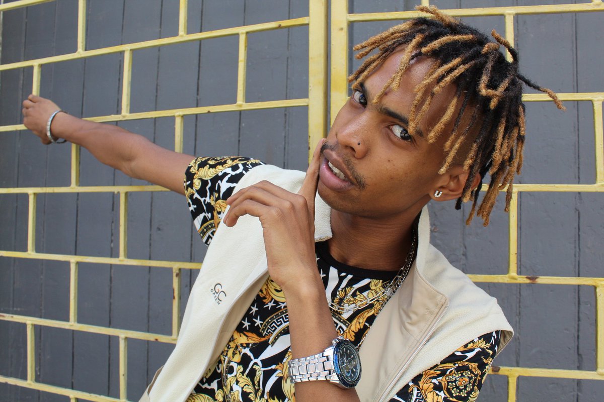 UMIR VD POEL | DANCER &amp; CHOREOGRAPHER 

Checkout the latest post on Umir. 
Click on the link below for more... 

facebook.com/90663190935908…

#wedfy #dancers #Dance #dancersinsa #creative #CapeTown #weareart #Instagram