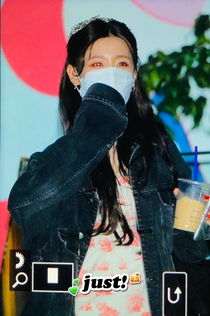 210511 🌹
#여자아이들 #GIDLE #미연 #miyeon