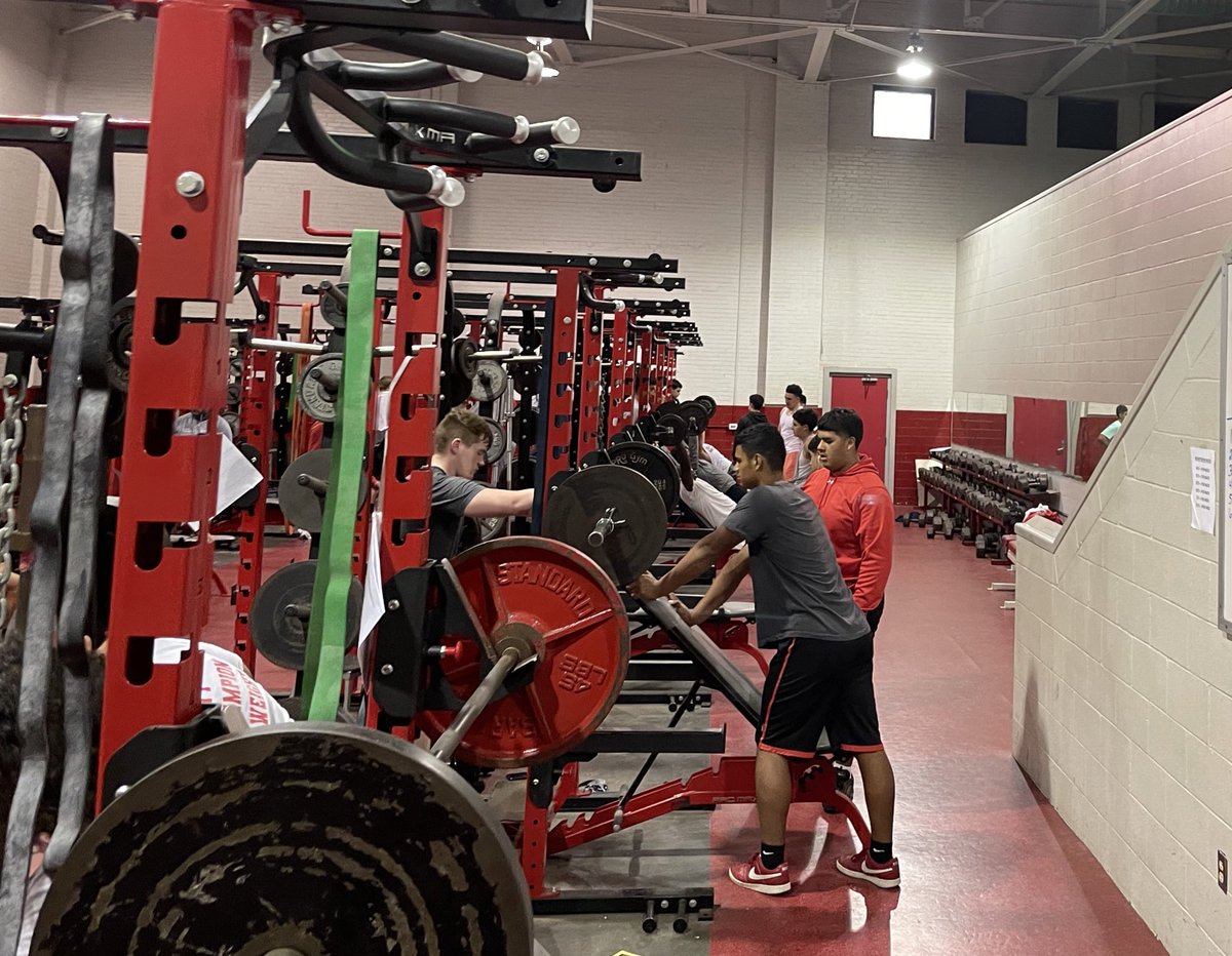 OHSBronchoFB's tweet image. Getting better this morning!  #1of4