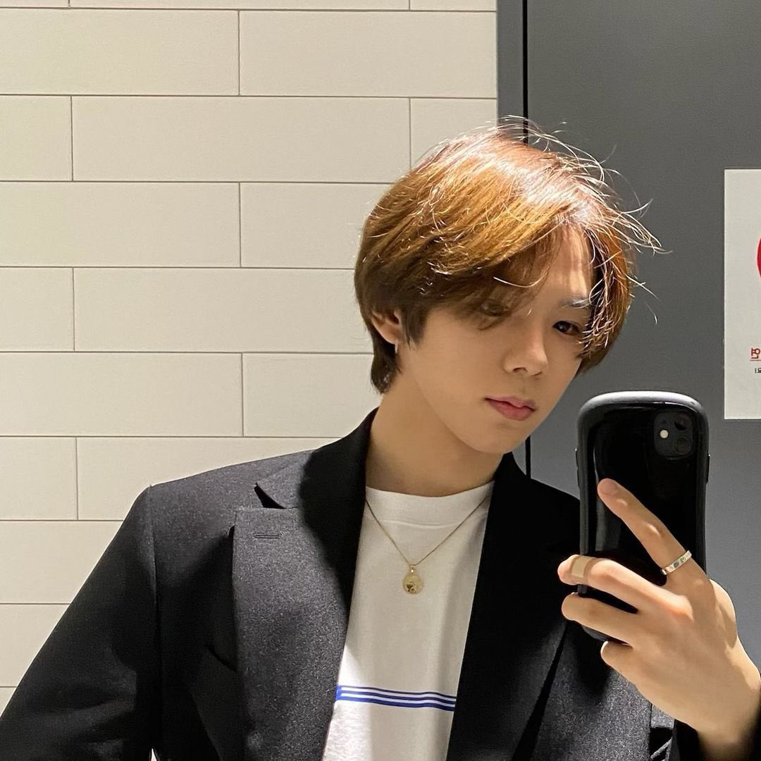 shotarosopua's tweet photo. เห็นอะไรในแหวนมั้ยคะ https://t.co/QwJNcx9upn