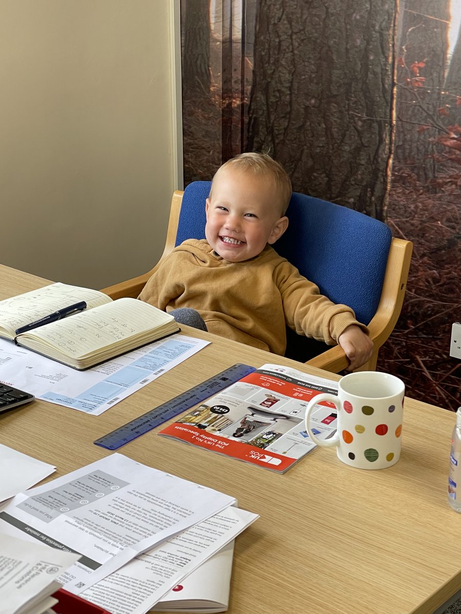 Benchmark is being restructured. Say hello to the new CEO!

#localbusiness #family #newhorizons #outwiththeold #change #familybusiness #printes #signage