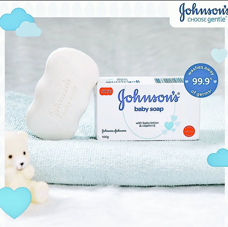 Johnson's baby soap with baby lotion and vitamin E. 
#JohnsonandJohnson
#onlineshopping #OnlineMarketing #ecommercestore #UttarPradesh #goodforskin #skincare #skincareroutine #Lucknowcovid #StayHome