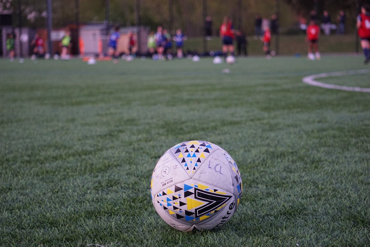 LC_Lionesses's tweet photo. What a great first night of our LCL Development Team's open session 🙌

We are looking forward to the next session this Friday. 🦁 #ThePride #LCLDevelopmentSquad https://t.co/9CJIE0oHZv