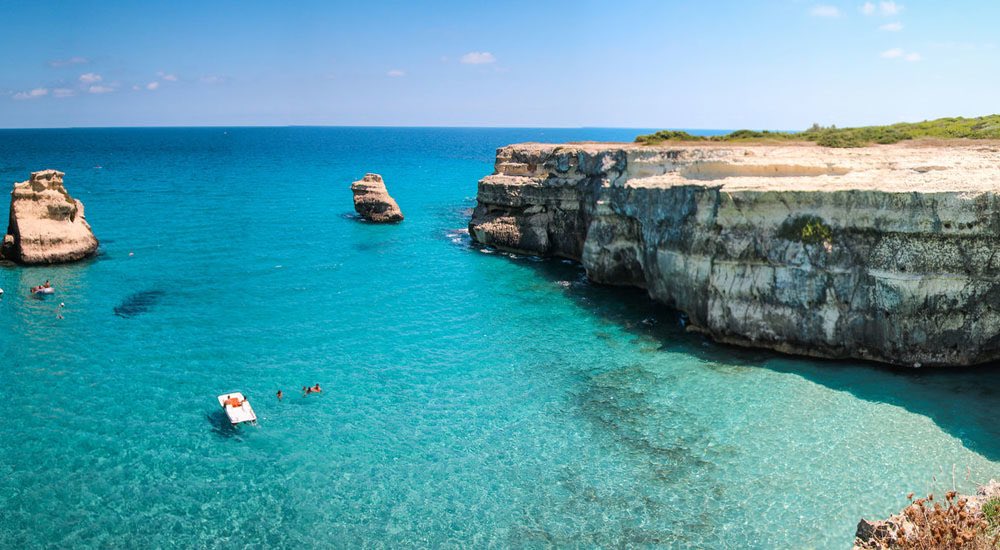 Dom_DeSantis's tweet photo. 𝟏𝟕 𝐛𝐚𝐧𝐝𝐢𝐞𝐫𝐞 𝐛𝐥𝐮 𝐢𝐧 𝐏𝐮𝐠𝐥𝐢𝐚
La Puglia è terza in Italia per bandiere blu: Bisceglie, Monopoli, Polignano, Carovigno, Fasano, Ostuni, Margherita di Savoia, Peschici, Zapponeta, Nardò, Otranto, Salve, Castellaneta, Ginosa,Maruggio, Melendugno, Isole Tremiti. https://t.co/UGRnN5DIE1