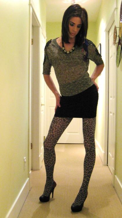 Glasses raw tgirl pantyhose