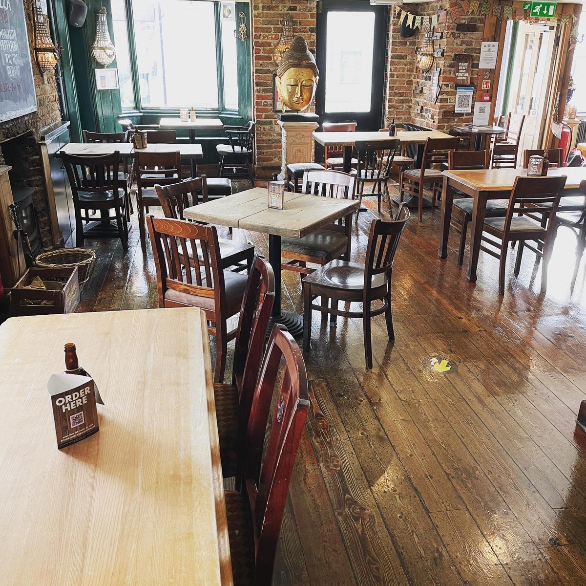 Fountain Head tweet media