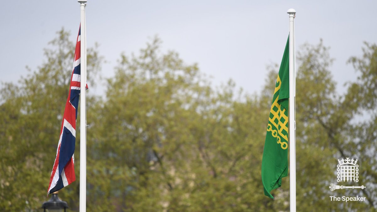 Image of the new House of Commons flag in New Palace Yard alongside the Union Flag.