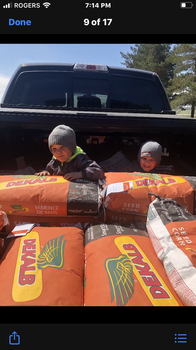 HaskettGary's tweet photo. Great Pic of the next generation #dekalb all the way https://t.co/1e4YVxWF79