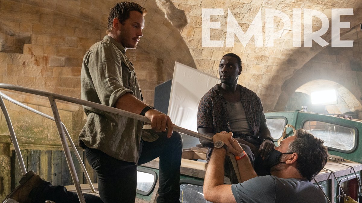 Chris Pratt &amp; Omar Sy are ready to take to the water in a new BTS shot from 'Jurassic World: Dominion' 🚤

(via <a href="/empiremagazine/">Empire</a>)