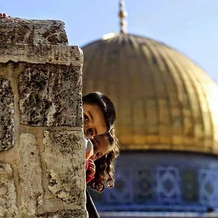اطفال فلسطين ينتظرون الفرج من الله