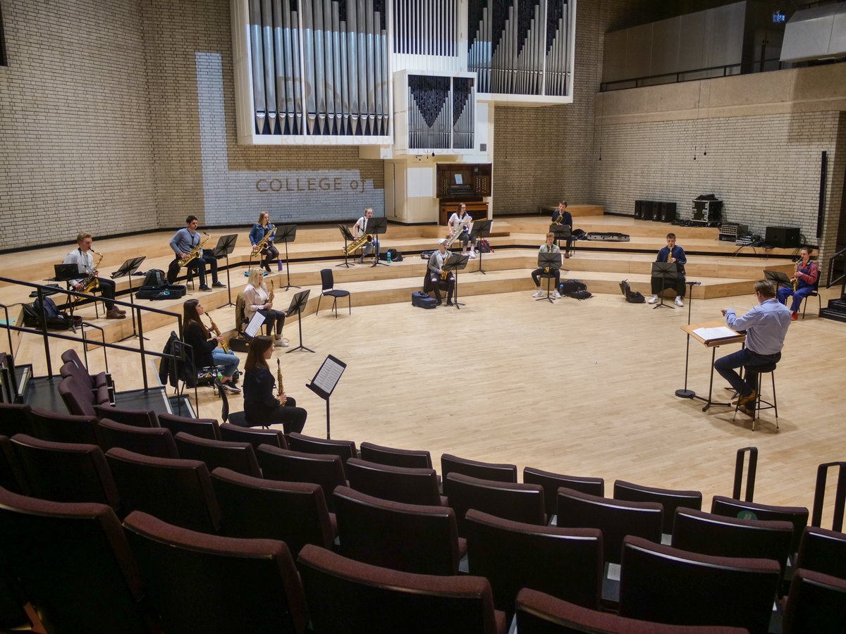 rncmlive's tweet photo. The Brand New Saxophone Ensemble workshopping new pieces from RNCM composers.
#Saxophone #Sax #Composer #Composition #NewMusic #DoWhatYouLove https://t.co/pVglTTJhbX