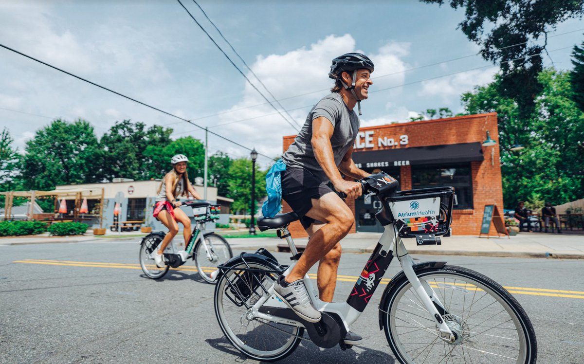 Racing around the block is so much more fun on our electric bikes! 🚲💨 See the link below to find the nearest station to try them out today.
.
.
.
🎨: Samguzzie &amp; marcus_kiser
charlottejoyrides.com/stations
#uptown #southend #charlotte #charlottesgotalot #cltjoyride #bikehappy