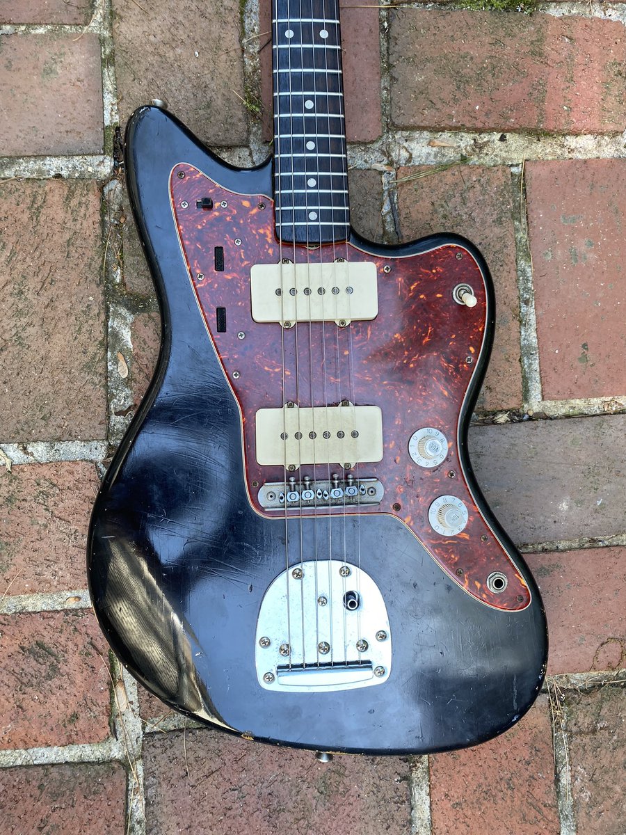 GuitarNova's tweet photo. #danocaster getting a setup. https://t.co/bcbCkHVzfQ