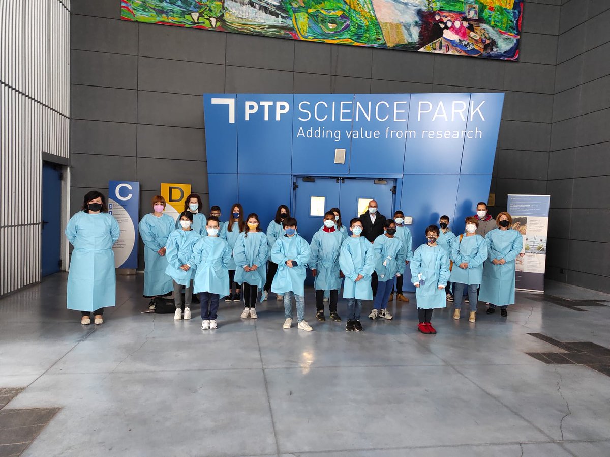 Oggi un incontro con possibili futuri scienziati! In visita presso il PTP Science Park il Comune di Lodi e i bambini della Scuola Primaria dell'Istituto Comprensivo IV Circolo di Lodi che hanno effettuato i bellissimi disegni sul poster installato all'ingresso del PTP.