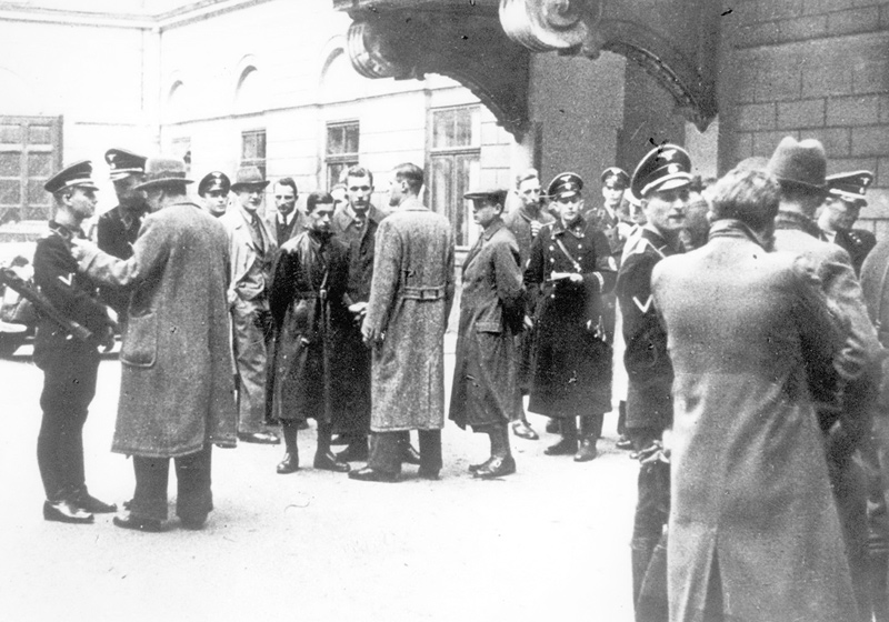 He drew up the idea of deportation of Jews into ghettos, and went about concentrating Jews in isolated areas with murderous efficiency.  https://bit.ly/3y1F68N Photo: Eichmann and members of the Gestapo, before a raid on the Jewish Community Center, Vienna, 1938.