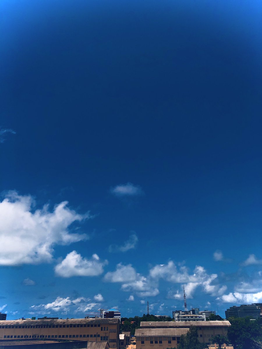 kryos999's tweet photo. Le ciel de cotonou est tellement beau aujourd’hui https://t.co/Uh3MM7tsjL