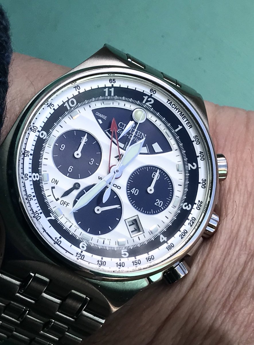 Very busy dial on this Citizen Eco-Drive WR 200 #Citizen #Eco ⁦<a href="/citizen_watch/">Citizen Watch UK</a>⁩